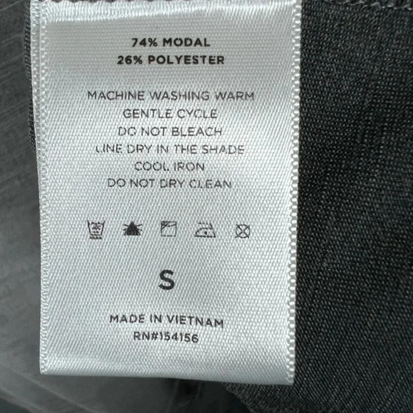 Mod Ref Women's Essential V-Neck Modal Shirt Gray Short Sleeve Back Pleat Small - Picture 8 of 9